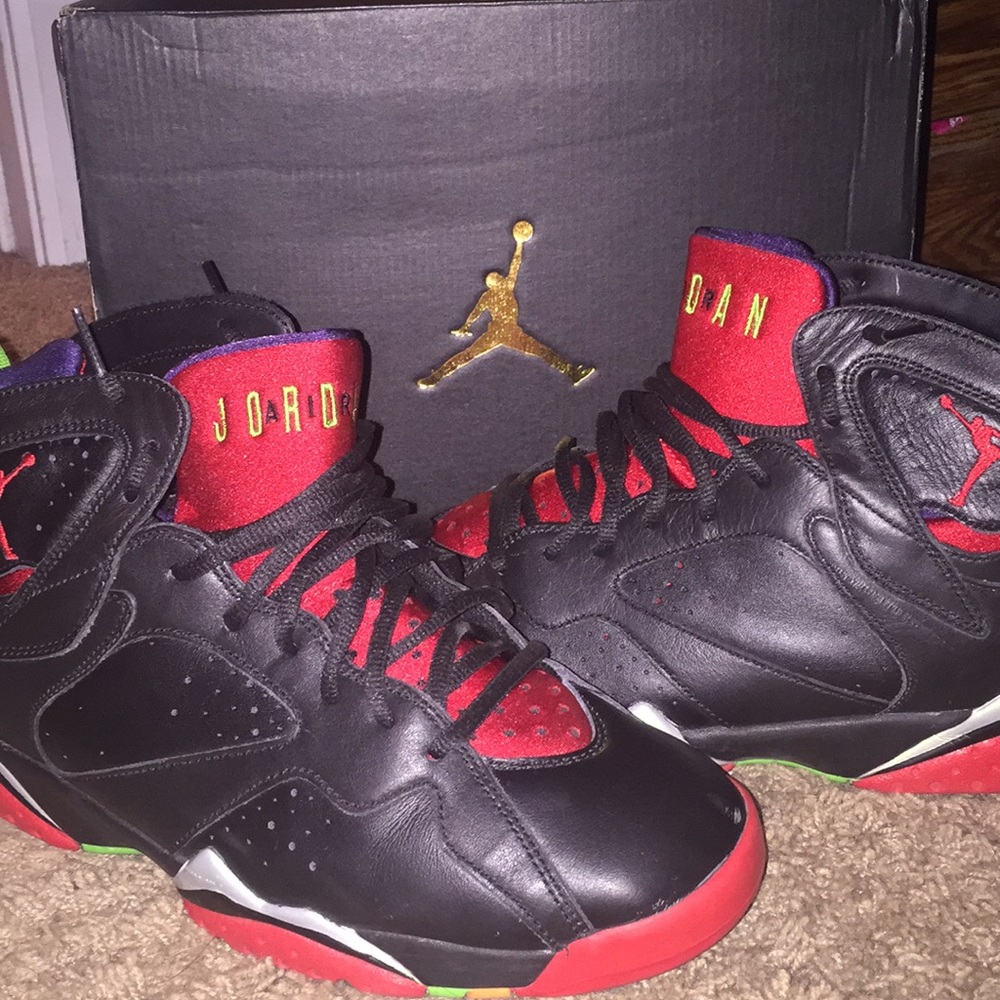 Jordan 7 Angry Apples